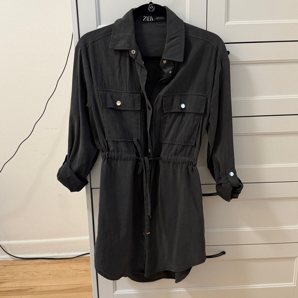 ZARA Gray/Deep Green Button Up Dress